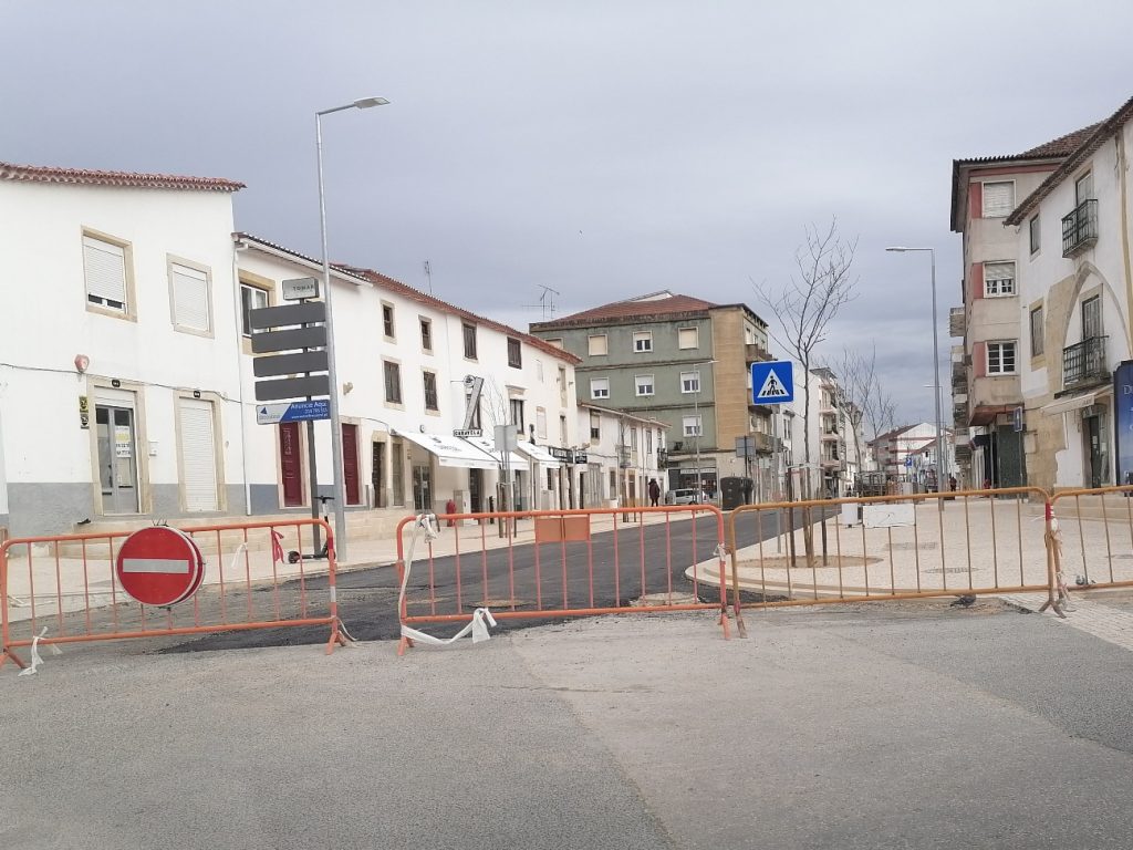 obras av. torres pinheiro IMG 20220405 173237
