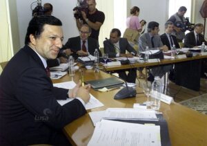 Comunidades urbanas nasceram há 20 anos em Tomar governo durao Conselho De Ministros em Tomar 26 07 2002 b