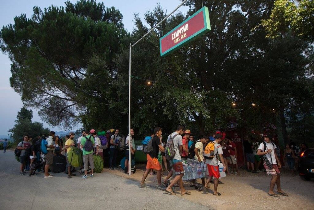Festival Bons Sons: desapareceram tendas do parque de campismo bons sons 2016 459517 1520964991194289444 o