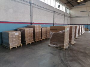 Papel para a festa dos Tabuleiros já chegou da Alemanha tabuleiros papel IMG 20220803 101254