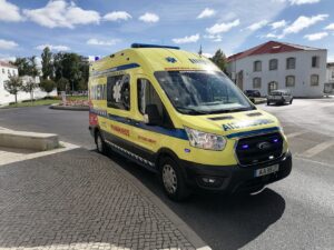 E os bombeiros ali tão perto ambulancia inem IMG 20220902 102909