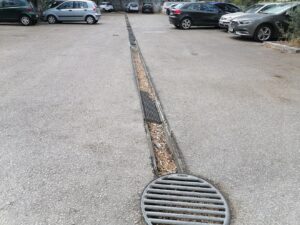 Perigo num parque de estacionamento em Tomar perigo IMG 20220906 114548