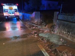 Inundações, queda de árvores e despistes marcam passagem de tempestade (c/ fotos) x 798644389773 5735442855819990436 n