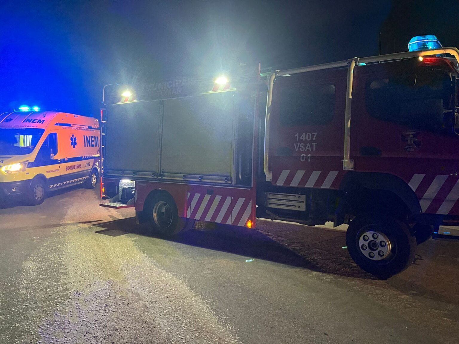 Colisão entre dois carros provoca dois feridos acidente bombeiros inem 37489870 5930991787384331843 n