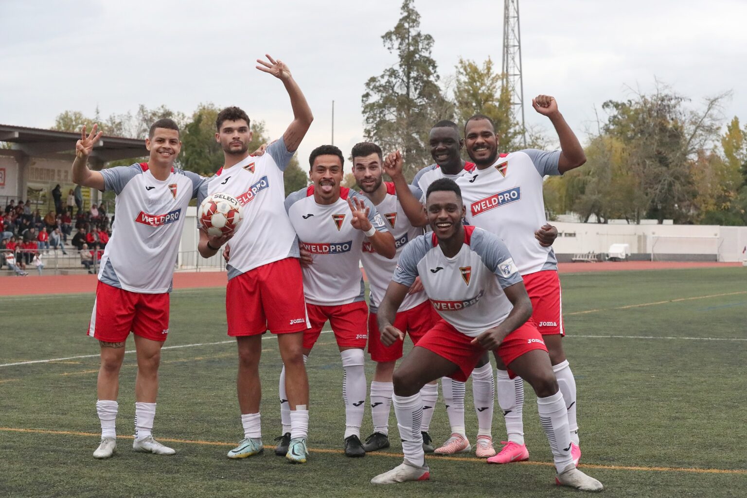 U. Tomar dá goleada ao Amiense u. Tomar 41169614 7575690068355557442 n