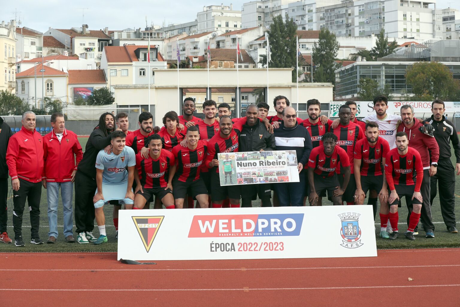 U. Tomar ganha em casa e segura 1º lugar U. Tomar 387 413748132336137346 n