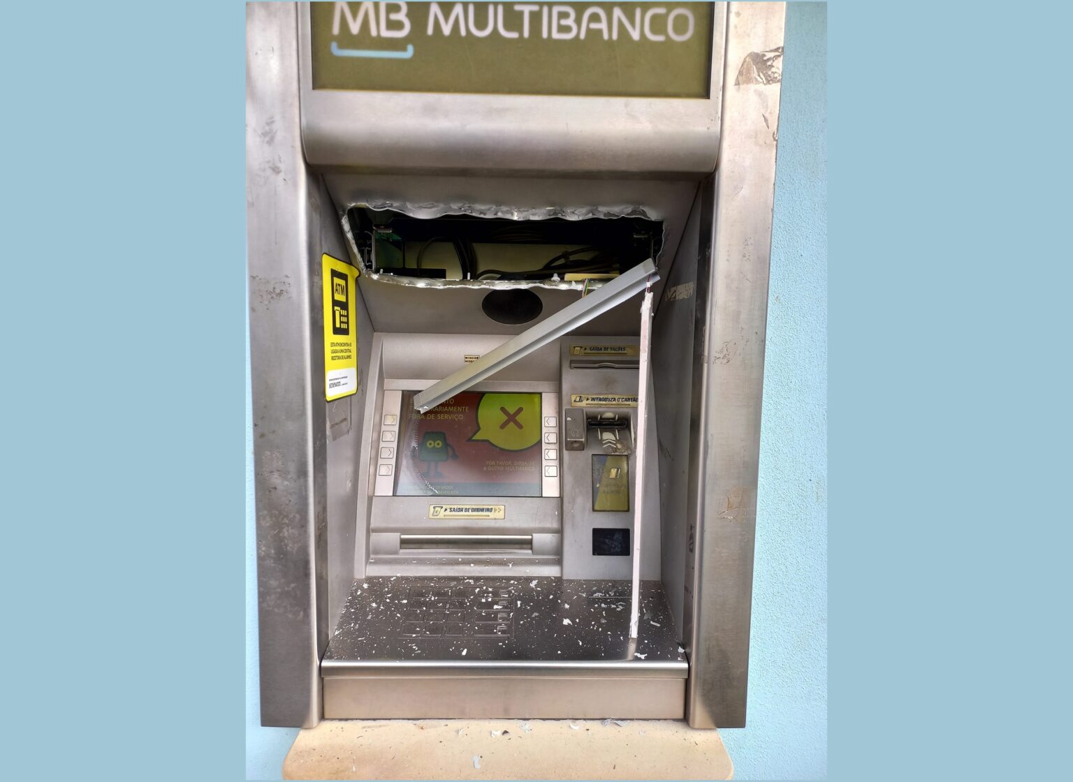 Novo método para assaltar caixas Multibanco chegou à região multibanco 671584846 6562445268812612192 n