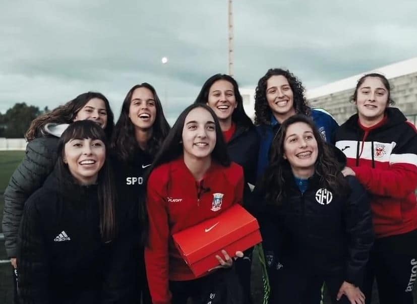 Surpresa e emoção para jogadora da Escola de Futebol de Tomar rita lourenco futebol 40729050638 3351164046031460952 n