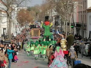 Dois anos depois, corso do carnaval saiu à rua em Tomar (c/ fotos e vídeos) carnaval Tomar 2023 IMG 20230221 161551