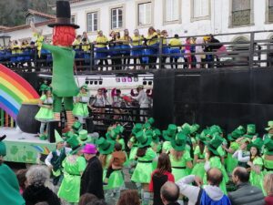 Dois anos depois, corso do carnaval saiu à rua em Tomar (c/ fotos e vídeos) carnaval Tomar 2023 IMG 20230221 173054