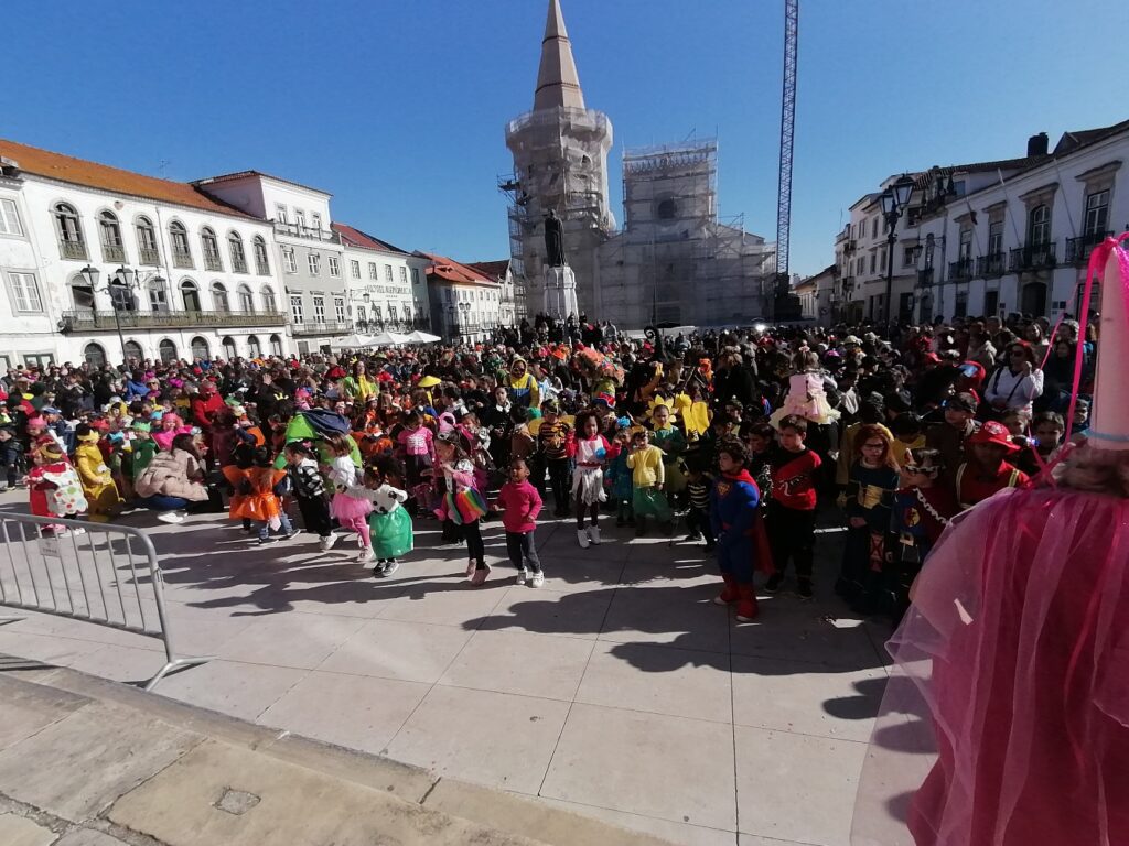Desfile de Carnaval infantil cancelado carnaval criancas IMG 20230217 105544