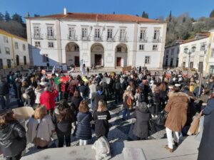 Só dois professores não fizeram greve em Tomar (c/ fotos e vídeo) manif greve profs IMG 20230201 101143