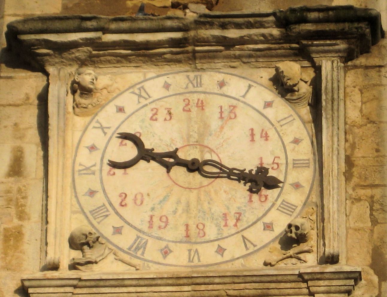 relogio torre igreja joao