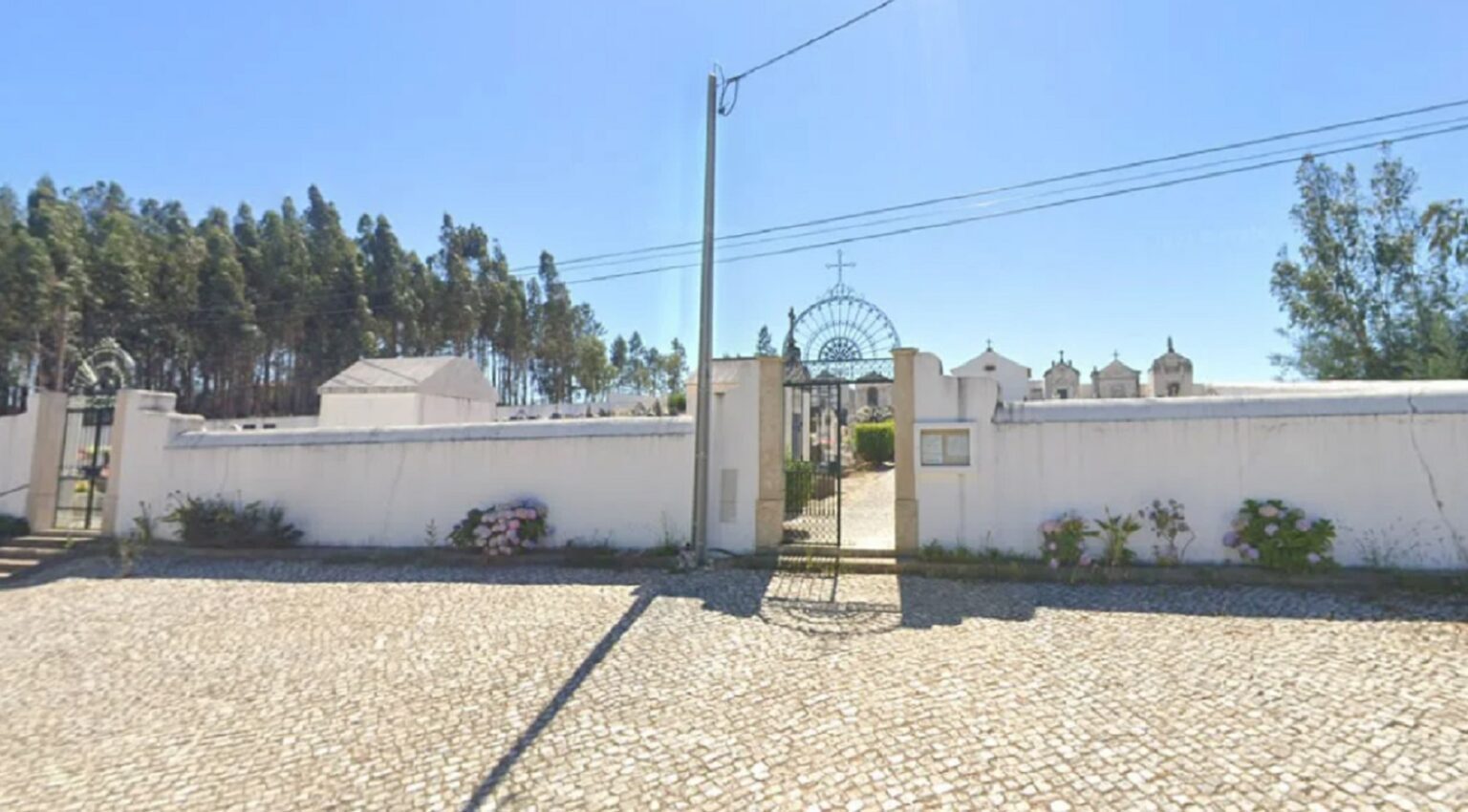 cemiterio igreja nova 6407629373 6258396542710828598 n
