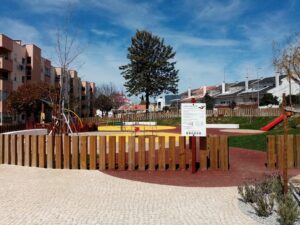 Novo parque infantil da Nabância já abriu. Skate park continua adiado parque infantil 327035972 903318800901147 5272732095631679319 n