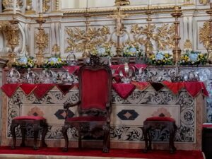 Saída de coroas sem foguetes coroas pendoes tabuleiros 2023 IMG 20230409 101319