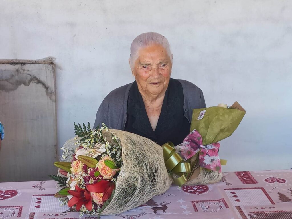 Antiga vendedora do mercado de Tomar completa 100 anos 100 anosIMG 20230518 WA0000
