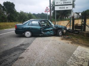 Colisão frontal provoca três feridos acidente 54442427832 645617093057125031 n