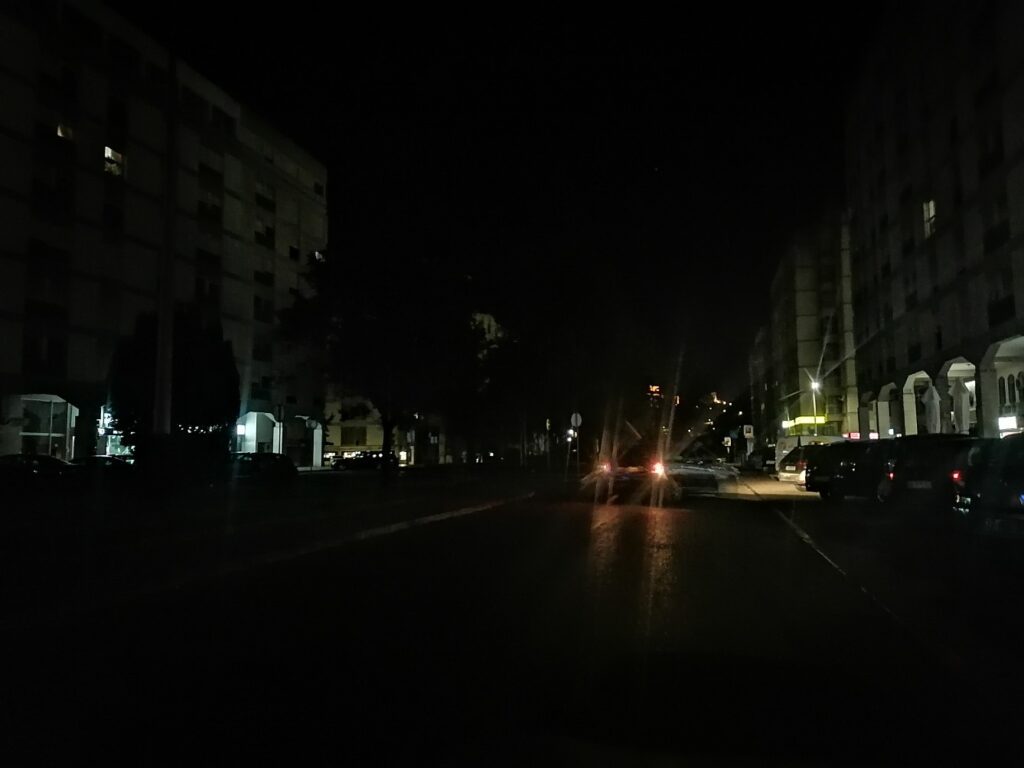 Alameda às escuras alameda IMG 20230517 220425