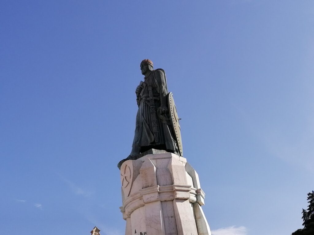 estatua gualdim pais IMG 20230518 182358