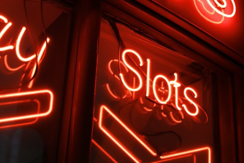 Slots online: um clássico sempre em voga photo 1614612554307 dad4df73f17d