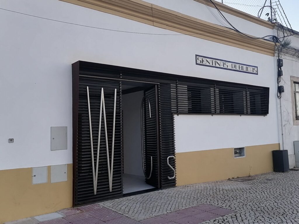 Sanitários da Várzea Grande já abriram wc sanitarios IMG 20230503 193200