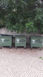 Contentores do lixo vandalizados lixo 593929589 3835509962583218051 n