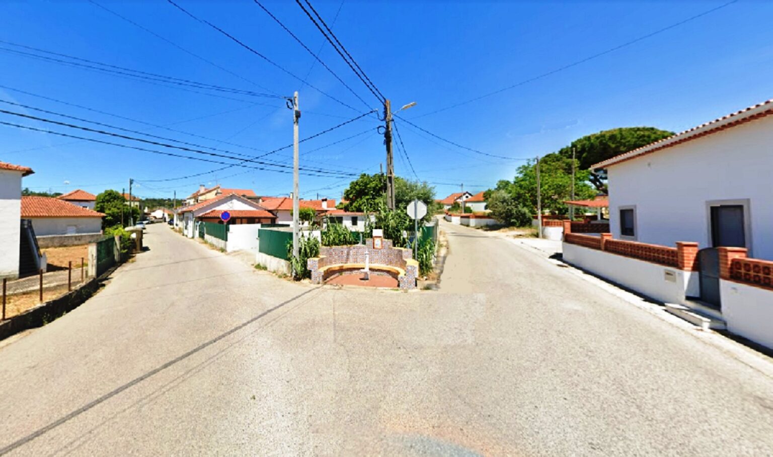 Deficiente sodomizado com ferro quente numa aldeia do concelho de Tomar paco da comenda