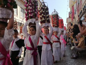 cortejo rapazes tabuleiros IMG 20230702 104359 1