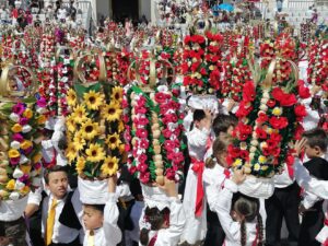 cortejo rapazes tabuleiros IMG 20230702 112255 1