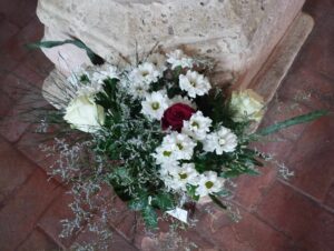 Mensagens e flores por Israel na Sinagoga de Tomar sinagoga 113964843 7269992263991481773 n