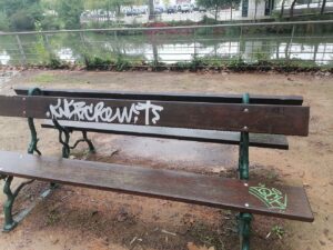 Graffitis por todo o lado em Tomar (c/ fotos) graffitiIMG 20231101 092843