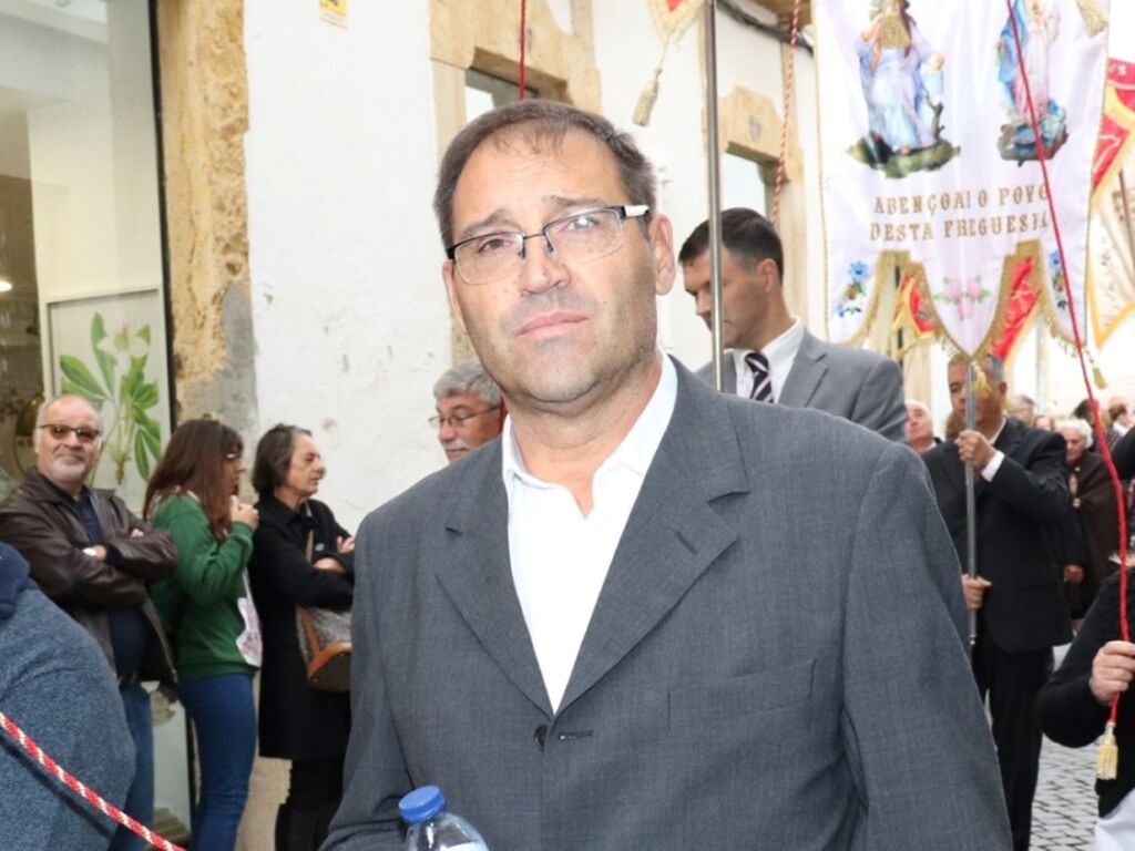 Presidente da junta de Casais está de luto joao alves 84499 8543369106332581888 n