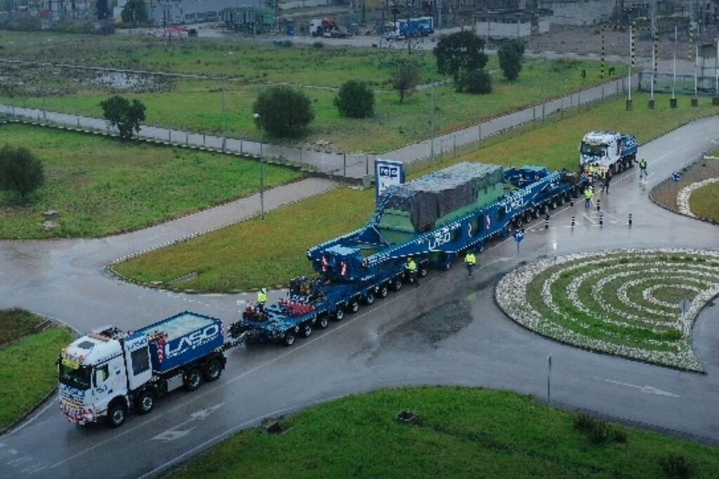 Transporte de grandes dimensões de Abrantes para a Grécia laso 41550399427 5789613656492804864 n