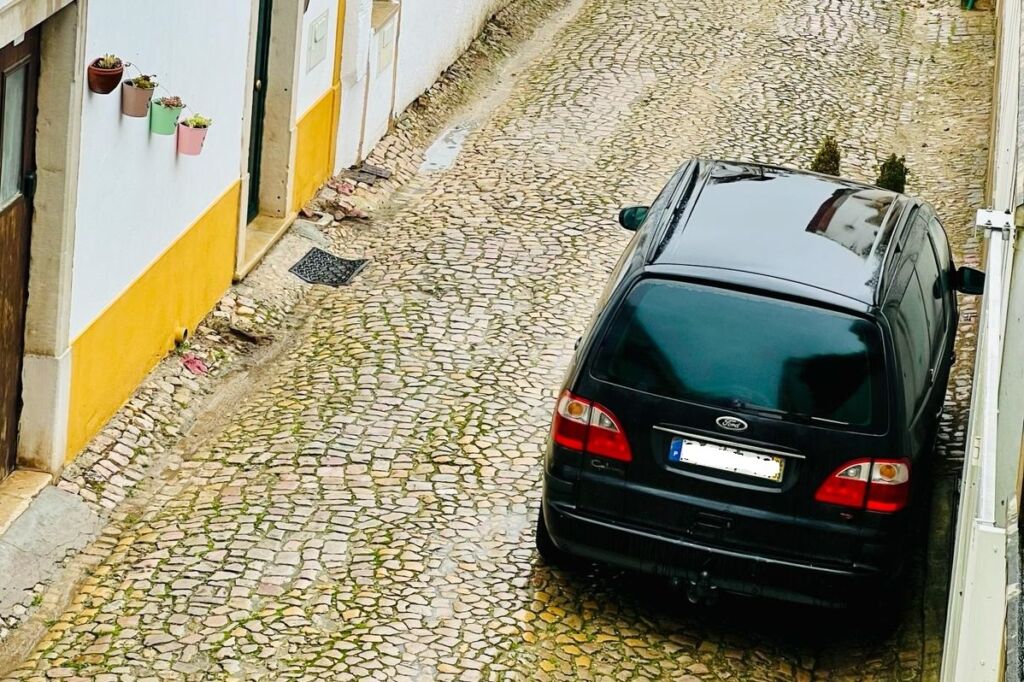 Um exemplo da dificuldade em circular no centro histórico WhatsApp Image 2024 02 13 at 12.59.08 1
