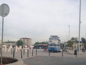 Autocarro de dois andares em Tomar para “espalhar amor, paz e café” IMG 20240410 191722