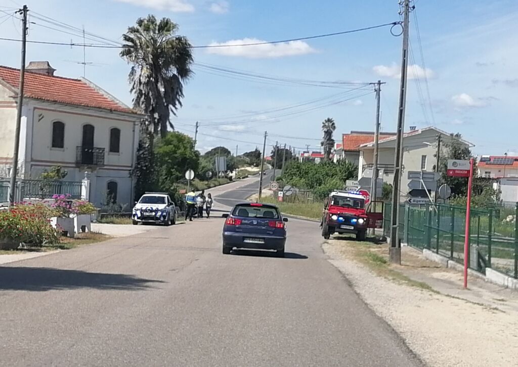 Colisão entre carro e mota provoca um ferido grave IMG 20240429 164348