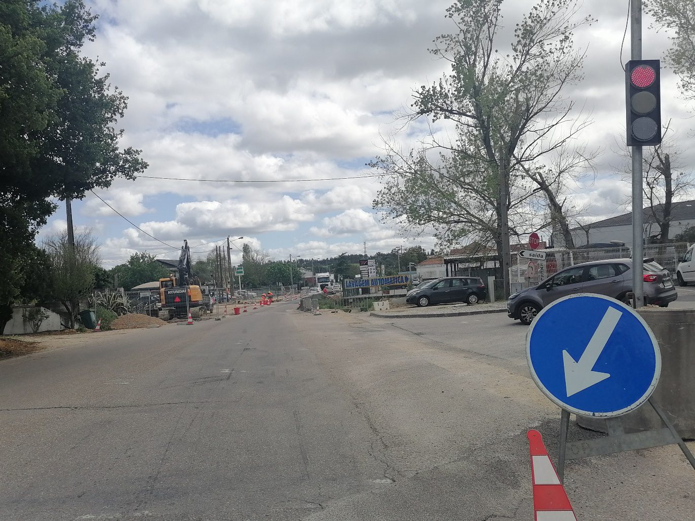 Filas de trânsito durante um mês junto ao Torreshopping nicho IMG 20240408 151945
