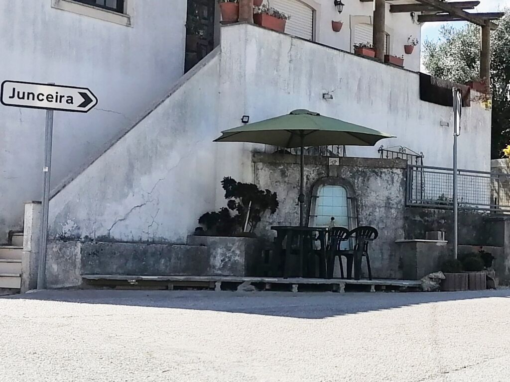 Uma esplanada no fontanário IMG 20240521 162958 1