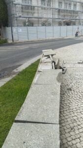 Mais um despiste na rotunda do tabuleiro Messenger creation 1a28888d 1987 46c0 9804 31e079239125