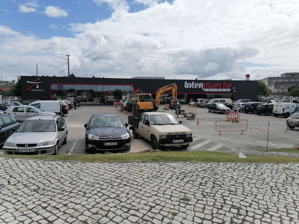 Intermarché instala painéis solares no parque de estacionamento intermarche IMG 20240514 110810