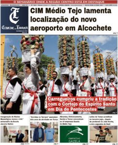 Capas dos jornais locais e regionais j 4642g