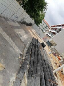 Câmara corta trânsito numa rua da cidade por causa de obra particular estrada obra IMG 20240610 164115