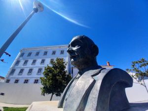 Busto de Manuel Mendes Godinho inaugurado em Cem Soldos mendes godinho IMG 20240713 WA0005 1