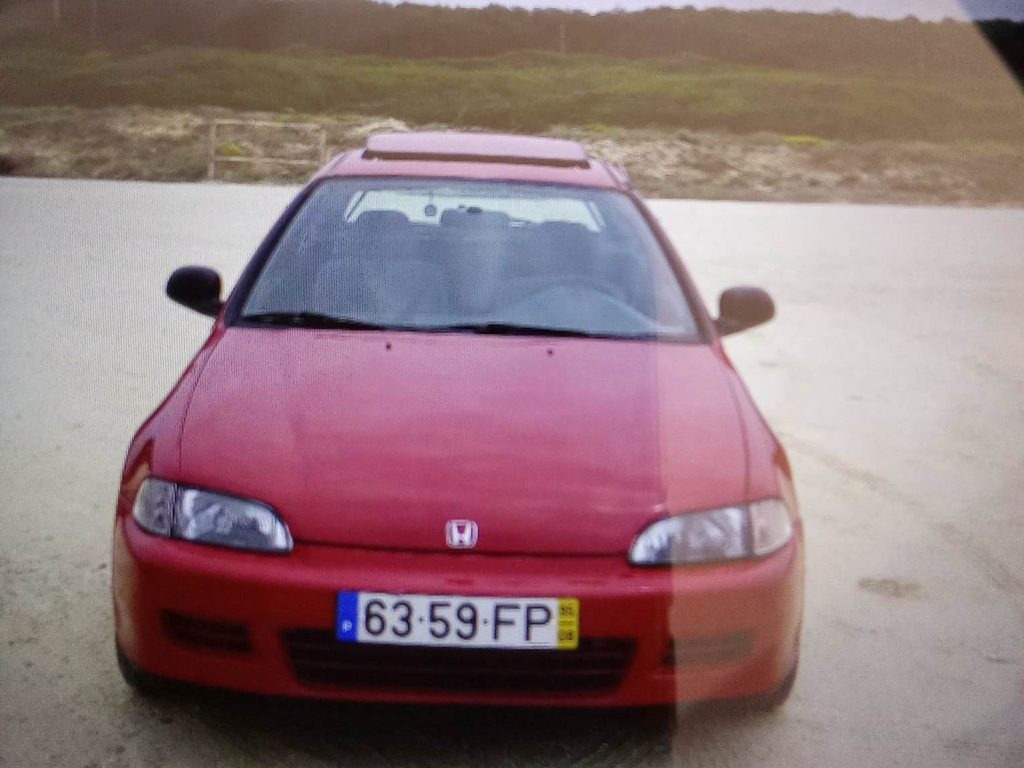 Carro roubado no Entroncamento perto da esquadra da PSP entronc 99027143463563 7897359700759785473 n