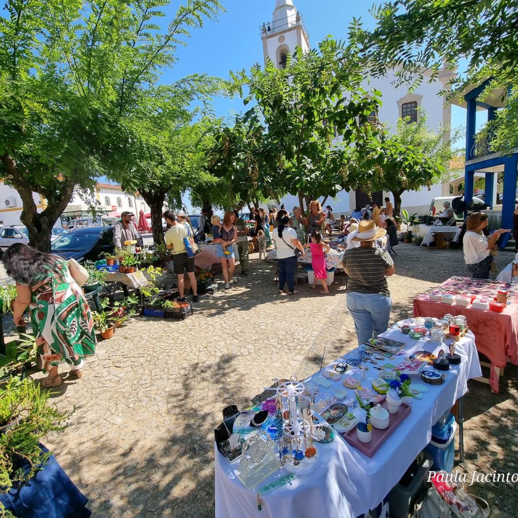 Mercado “Hortas no Adro” anima largo da Serra todos os sábados hortas 198404404462 9163786521541767177 n