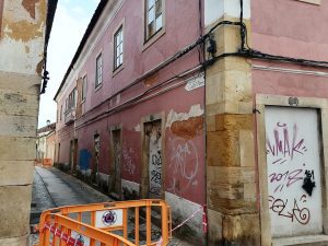 Prédio em risco de ruir obriga a cortar trânsito IMG 20240920 112134