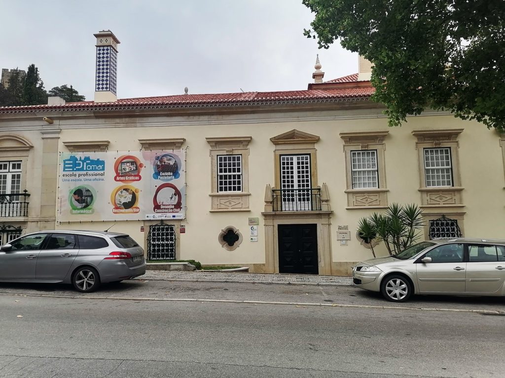 Quem quer comprar a Escola profissional de Tomar por 100 mil euros? escola profissional IMG 20240901 105055