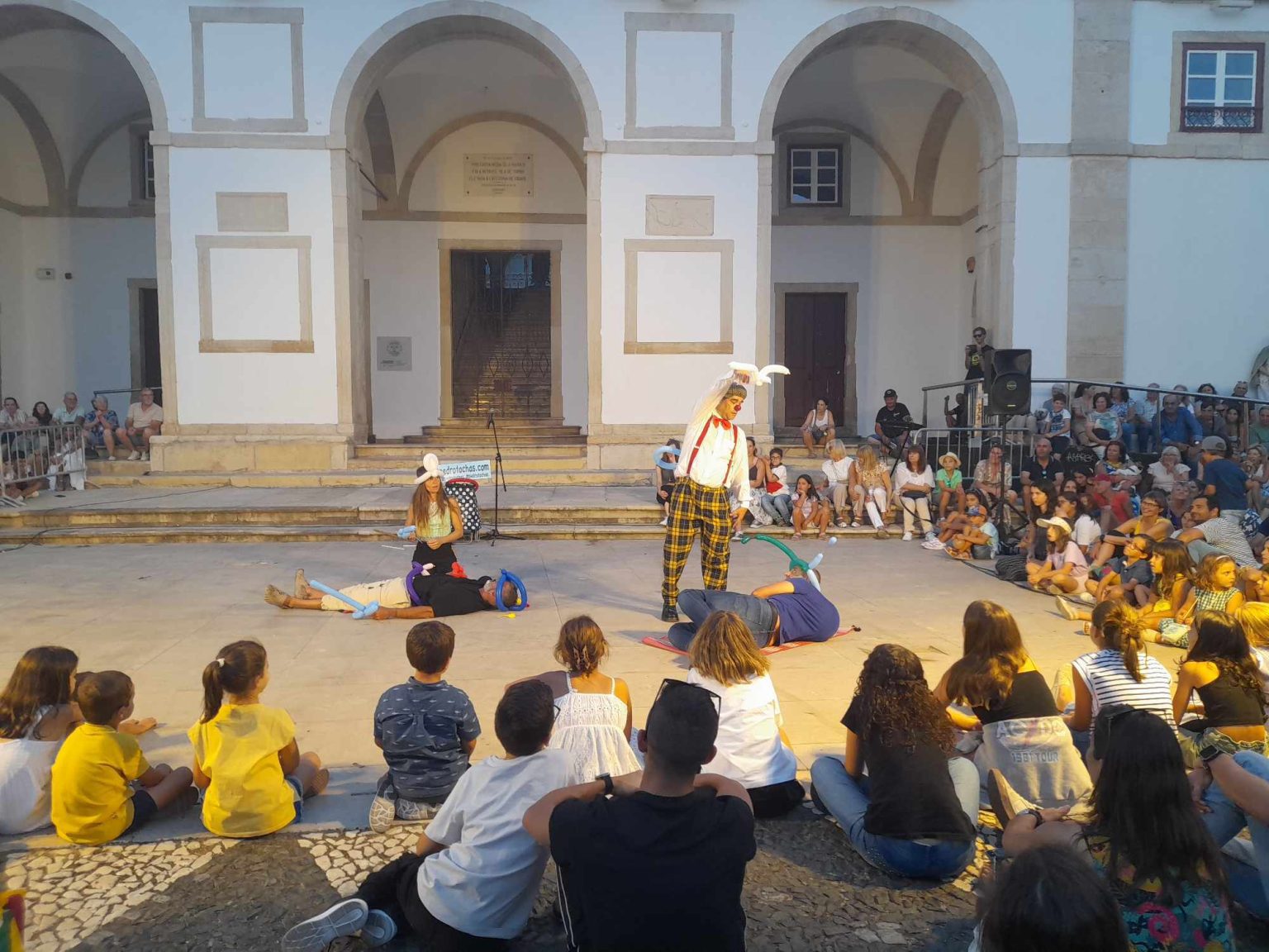 Quanto custou o Festival de Artes de Rua? festival artes de rua 212233177261321 3207043364129929604 n