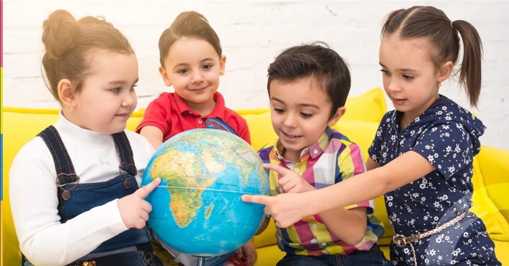 Especialista fala sobre estratégias para envolver pais e a comunidade na educação bilíngue biling 2